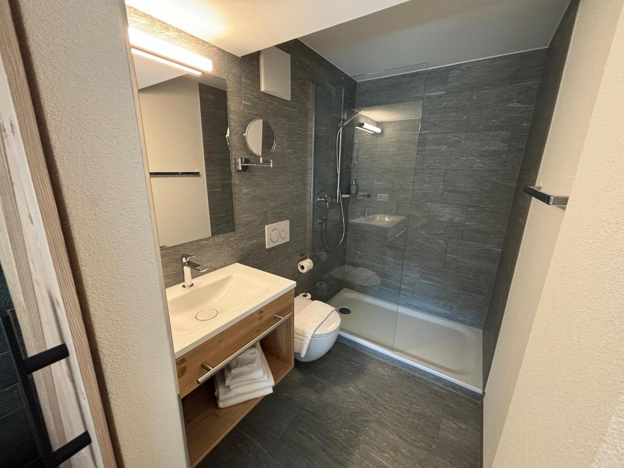 Appart Hotel Pitschonia Self Check-In Andeer Dış mekan fotoğraf